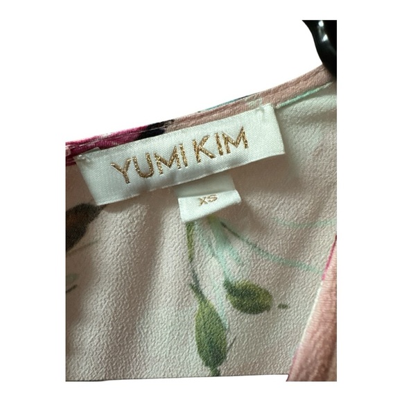 YUMI KIM Lotus Romper in Lovers Bouquet Pink Romantic Floral Lightweight Sz XS - Picture 7 of 9